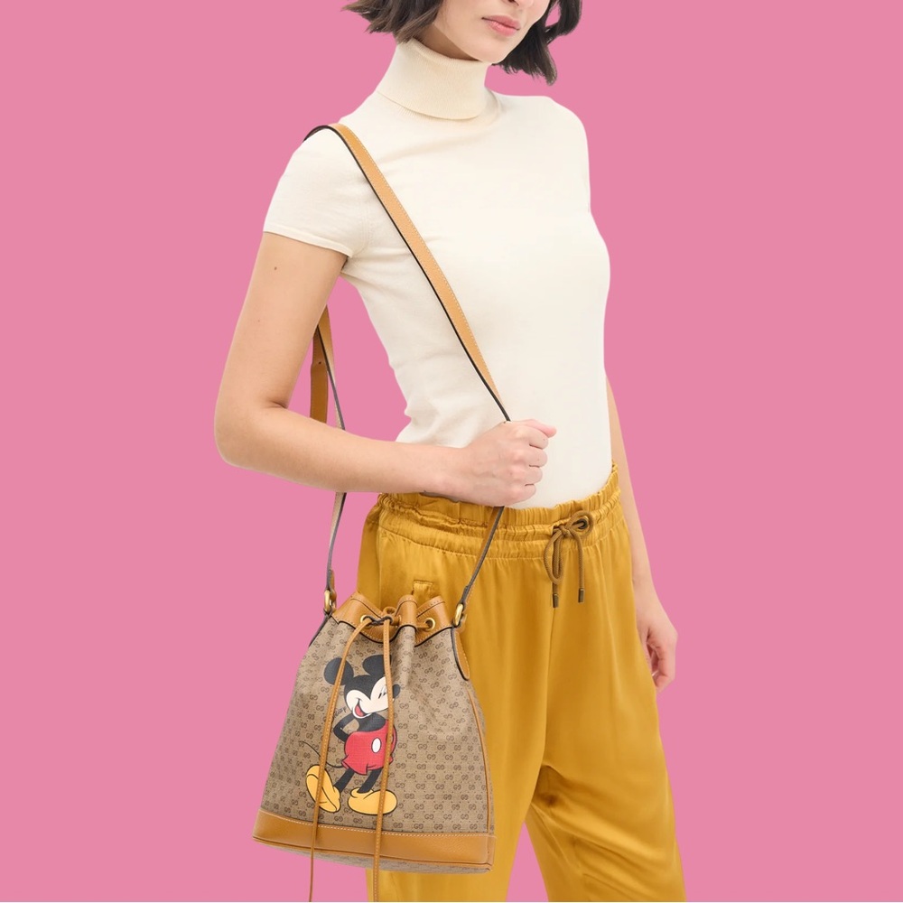 Gucci X DISNEY Mini Vintage GG Supreme Monogram Bucket Bag Beige Vintage Sun Oil